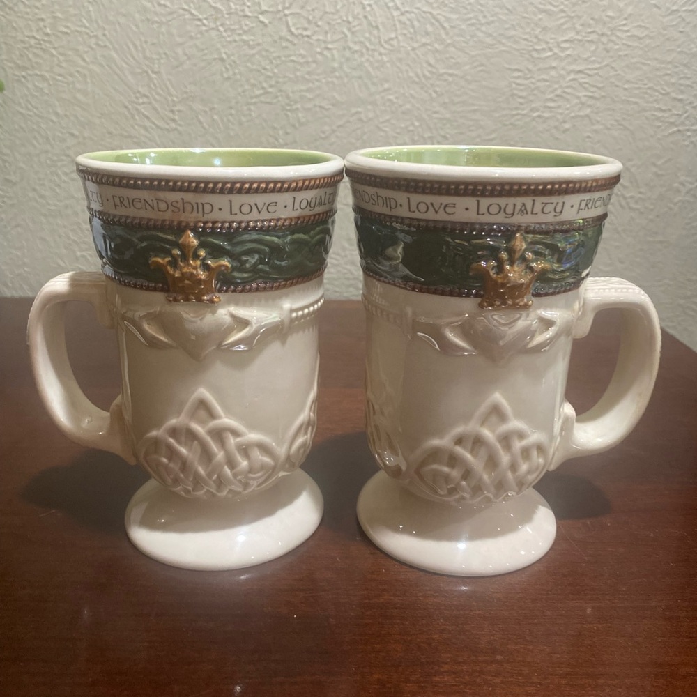 Vintage, Set of 2, Royal Tara Bone China Claddagh Design Mugs